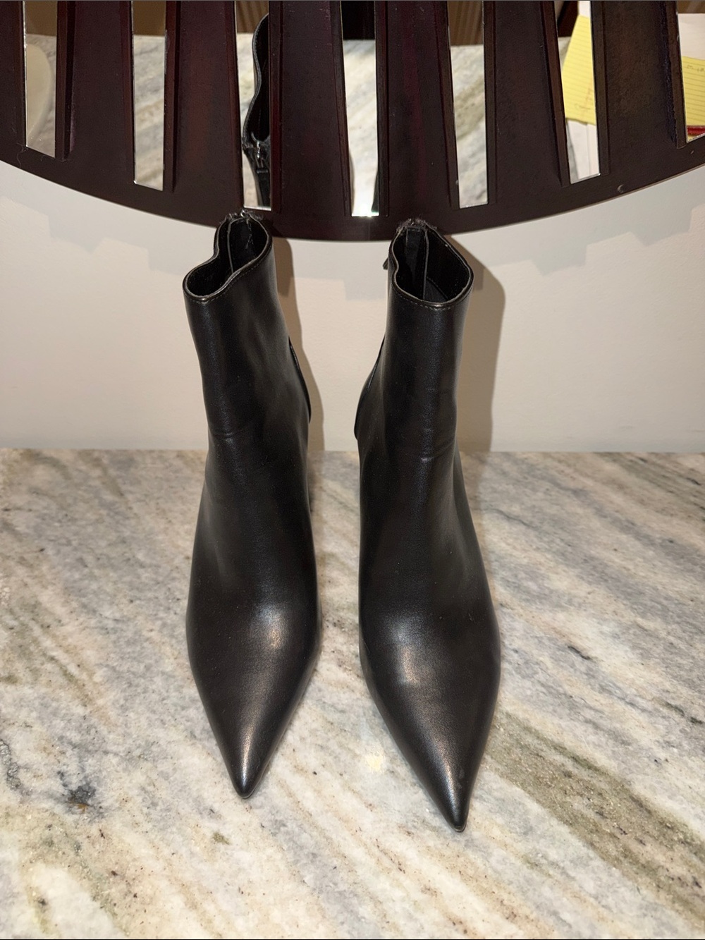Mango Black Pointed Heel Ankle Boots. Leather Upper/Block Heel/Zip Closure